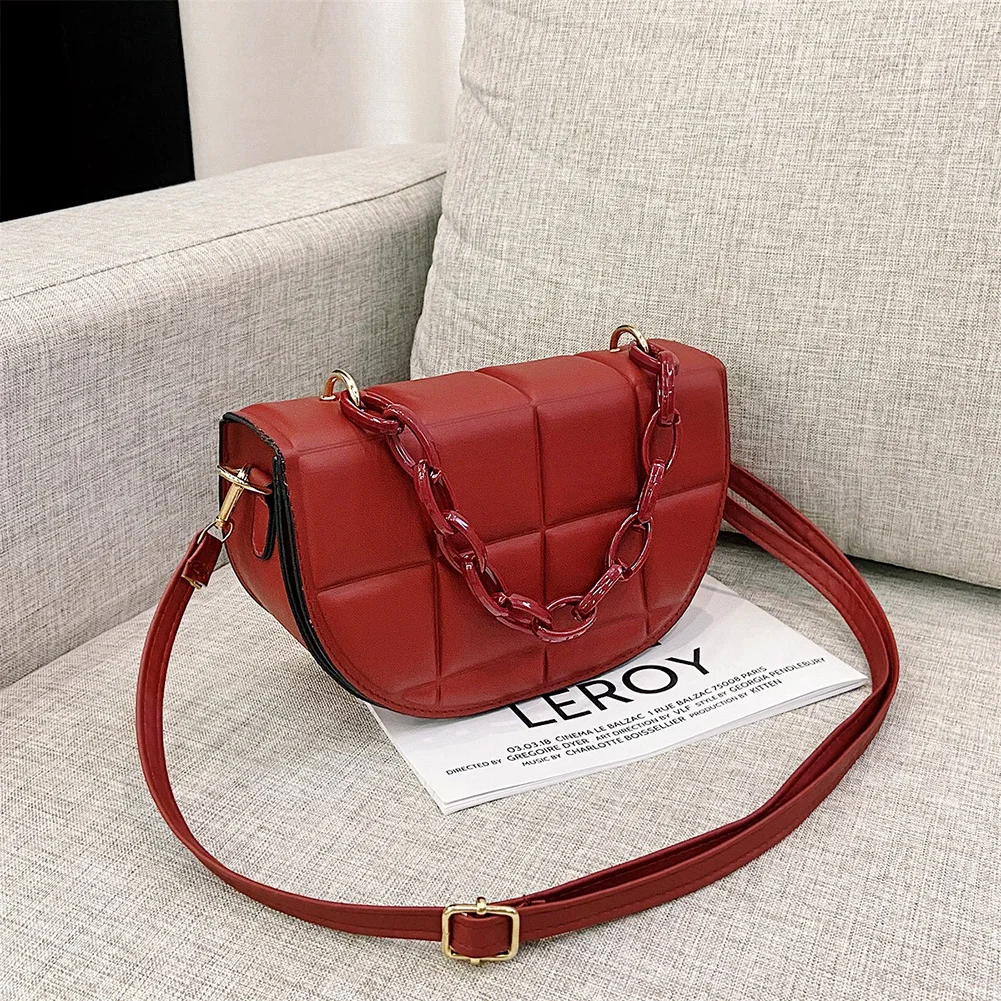 Trend Exquisite Women 's Thick Chain Bag Vintage Lattice Semicircle Shoulder Crossbody Bag Female Casual Luxury Designer Handbag
Trend Exquisite Women 's Thick Chain Bag Vintage Lattice Semicircle Shoulder Crossbody Bag Female Casual Luxury Designer Handbag