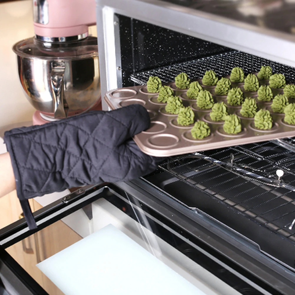 Kitchen Microwave Oven Silicone Resistant Heat Temperature Gloves Insulation Anti Scald Clip Dish Bowl Holder Baking Barbecue
Kitchen Microwave Oven Silicone Resistant Heat Temperature Gloves Insulation Anti Scald Clip Dish Bowl Holder Baking Barbecue