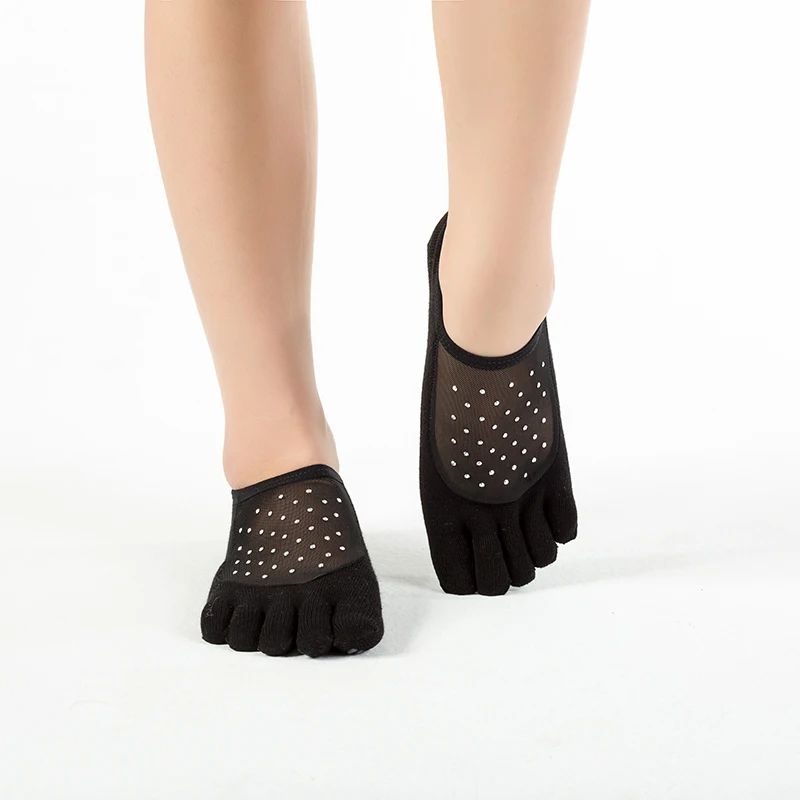 Women's Sports Colorful Socks Hot Fitness Pilates Cotton Socks Rainbow Training Slip Toe Socks Breathable Dance Socks
Women's Sports Colorful Socks Hot Fitness Pilates Cotton Socks Rainbow Training Slip Toe Socks Breathable Dance Socks