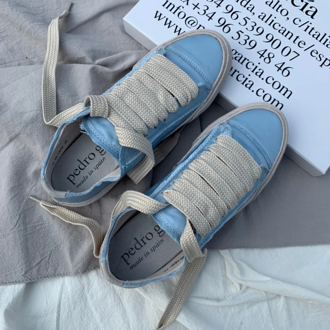 Pedro Garcia Fashion Classic High Quality Ladies Walking Shoes Top Breathable Lightweight Soft Sky Blue Silk Women's Sneakers
Pedro Garcia Fashion Classic High Quality Ladies Walking Shoes Top Breathable Lightweight Soft Sky Blue Silk Women's Sneakers