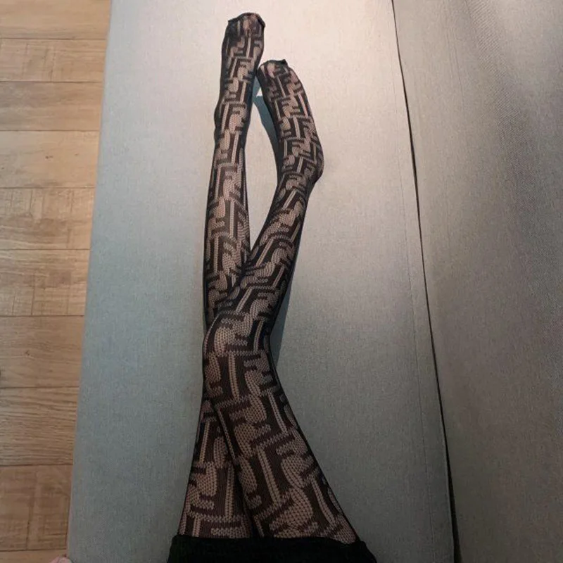 Сексуальные ажурные чулки Babydoll женские колготки Нижнее белье Эротические Черные Сетчатые вырезы с буквенным принтом стрейч в стиле панк
Сексуальные ажурные чулки Babydoll женские колготки Нижнее белье Эротические Черные Сетчатые вырезы с буквенным принтом стрейч в стиле панк