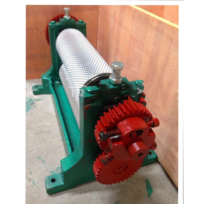 manual beeswax comb foundation machine BFM-250M Manual nest base machine Roller aluminum alloy base gold nest machine
manual beeswax comb foundation machine BFM-250M Manual nest base machine Roller aluminum alloy base gold nest machine