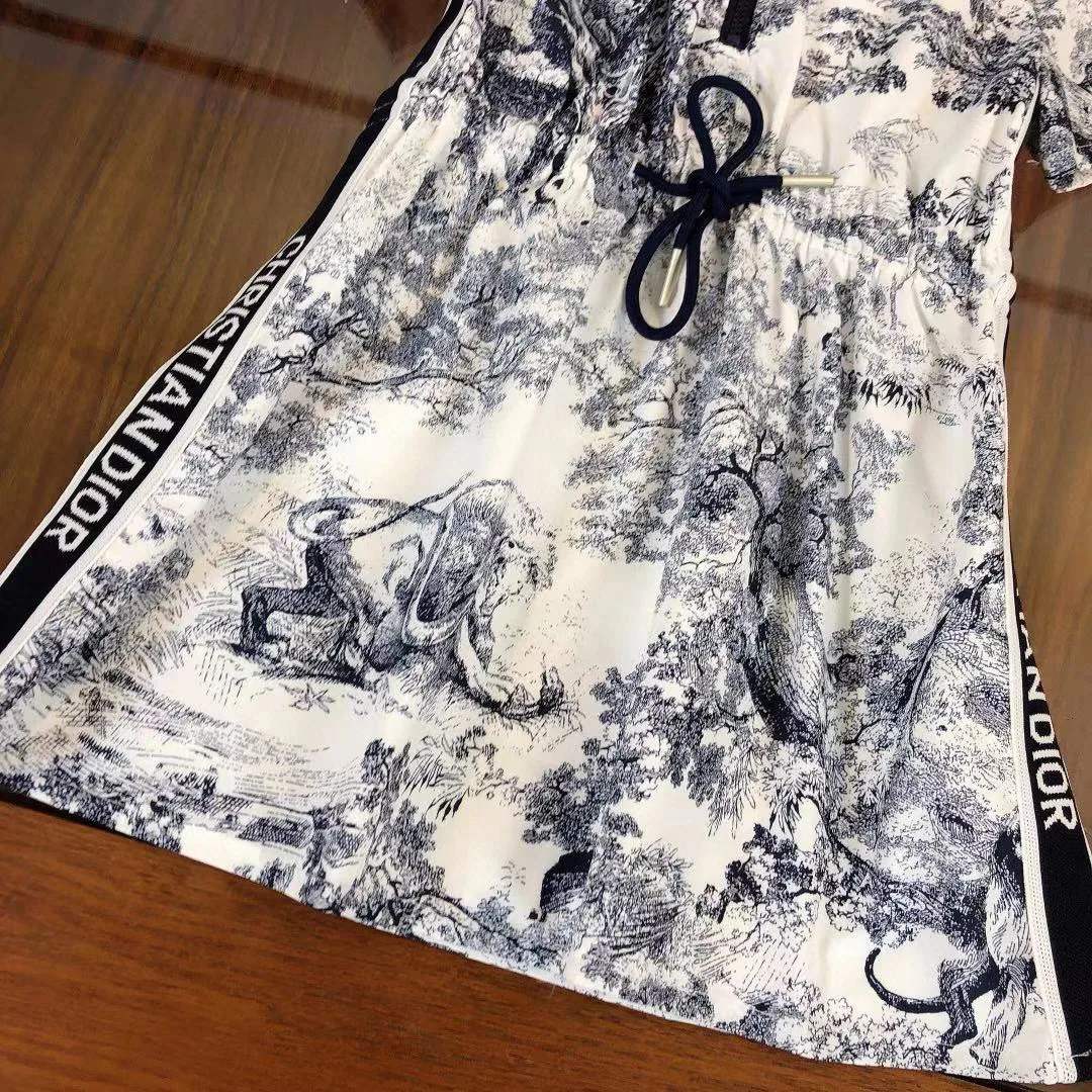 2021 Summer kids girls hoody dress fashion print floral short sleeve casual dress
2021 Summer kids girls hoody dress fashion print floral short sleeve casual dress