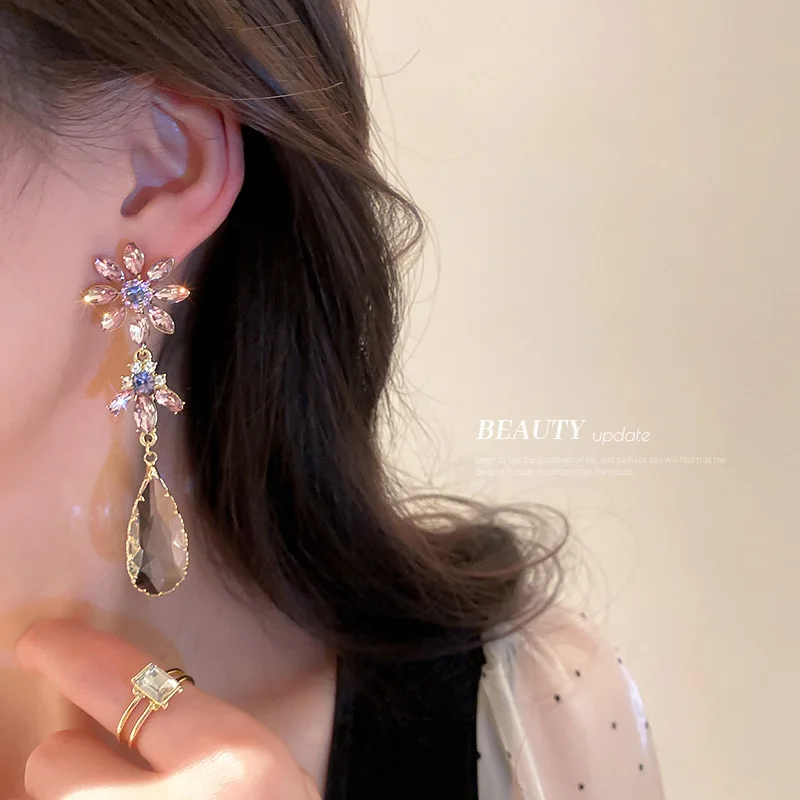 Fashion flower Drop Earrings for Women Pink Purple Long Tassel Dangle Hanging Earrings Weddings Party Jewelry Accessories Gift
Fashion flower Drop Earrings for Women Pink Purple Long Tassel Dangle Hanging Earrings Weddings Party Jewelry Accessories Gift