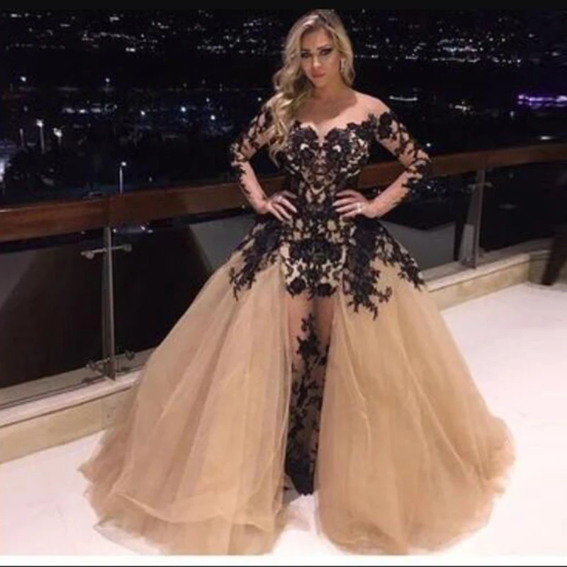 Elegant Off the Shoulder Long Mermaid Evening Gown With Black Applique 2019 Robe De Soiree Detachable Train longue Formal Gowns
Elegant Off the Shoulder Long Mermaid Evening Gown With Black Applique 2019 Robe De Soiree Detachable Train longue Formal Gowns