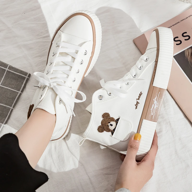 2021 Spring New High-top Casual Comfortable Sports Fashion Bear Female Vulcanized Shoes Canvas Student Fashion Women's Shoes
2021 Spring New High-top Casual Comfortable Sports Fashion Bear Female Vulcanized Shoes Canvas Student Fashion Women's Shoes