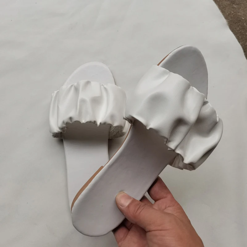 2021 Summer Women Slipper Woman Fashion Pleated Slides Ladies Casual Outdoor Sandalias Female Plus Size Footwear Women's Shoes
2021 Summer Women Slipper Woman Fashion Pleated Slides Ladies Casual Outdoor Sandalias Female Plus Size Footwear Women's Shoes