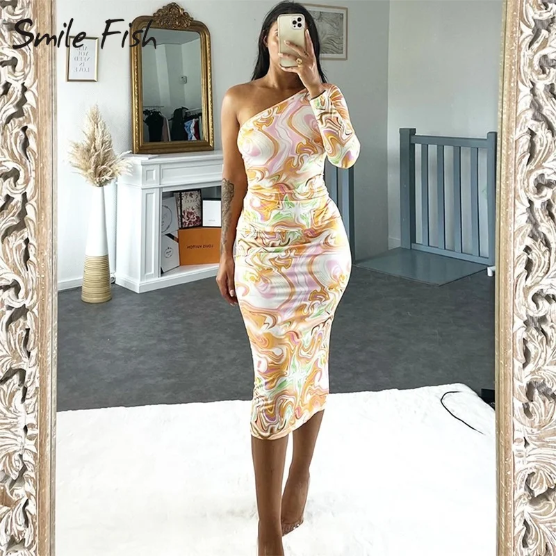 Night Club Lady Dress Clubwear Elegant Women Paisley Bodycon Dress Sexy Dress One Shoulder Ruched Bandage Party Dresses G3040
Night Club Lady Dress Clubwear Elegant Women Paisley Bodycon Dress Sexy Dress One Shoulder Ruched Bandage Party Dresses G3040
