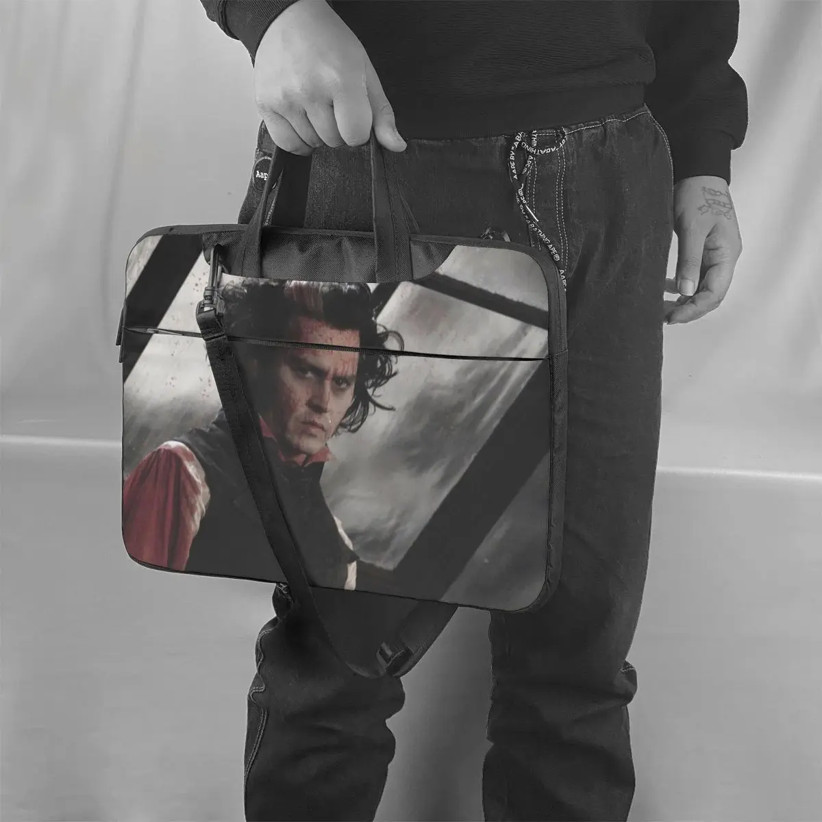Sweeney Todd Laptop Bag Case Waterproof Fashion Computer Bag Travel Crossbody Laptop Pouch
Sweeney Todd Laptop Bag Case Waterproof Fashion Computer Bag Travel Crossbody Laptop Pouch