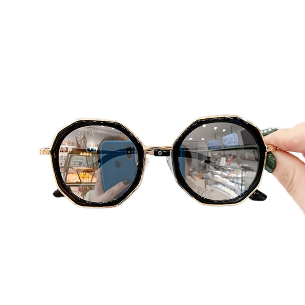 Kids Sunglasses Outdoor UV Protection Fashion Shade Irregular Sunglasses for Boys Girls
Kids Sunglasses Outdoor UV Protection Fashion Shade Irregular Sunglasses for Boys Girls