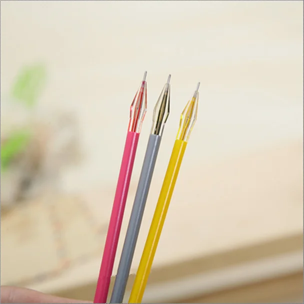 Dazzle colour diamond pen for core 0.5 diamond water ink cartridge (short) 
Dazzle colour diamond pen for core 0.5 diamond water ink cartridge (short)
