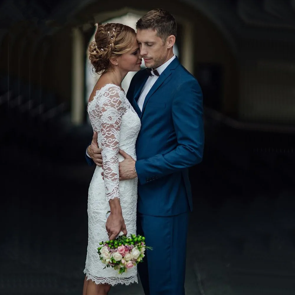 2019 French Lace Short Wedding Dress With Sleeves Scoop V-back Knee Length Bridal Gowns
2019 French Lace Short Wedding Dress With Sleeves Scoop V-back Knee Length Bridal Gowns