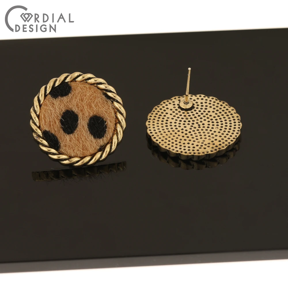 Cordial Design 50Pcs Jewelry Accessories/Earrings Stud/Geometry Shape/Leopard Print Effect/Hand Made/DIY Making/Earring Findings
Cordial Design 50Pcs Jewelry Accessories/Earrings Stud/Geometry Shape/Leopard Print Effect/Hand Made/DIY Making/Earring Findings