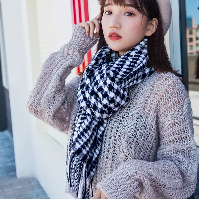 Chinese quality silk autumn and winter cashmere men and women wool shawl ladies beach Multicolor Thickened lattice headscarf
Chinese quality silk autumn and winter cashmere men and women wool shawl ladies beach Multicolor Thickened lattice headscarf