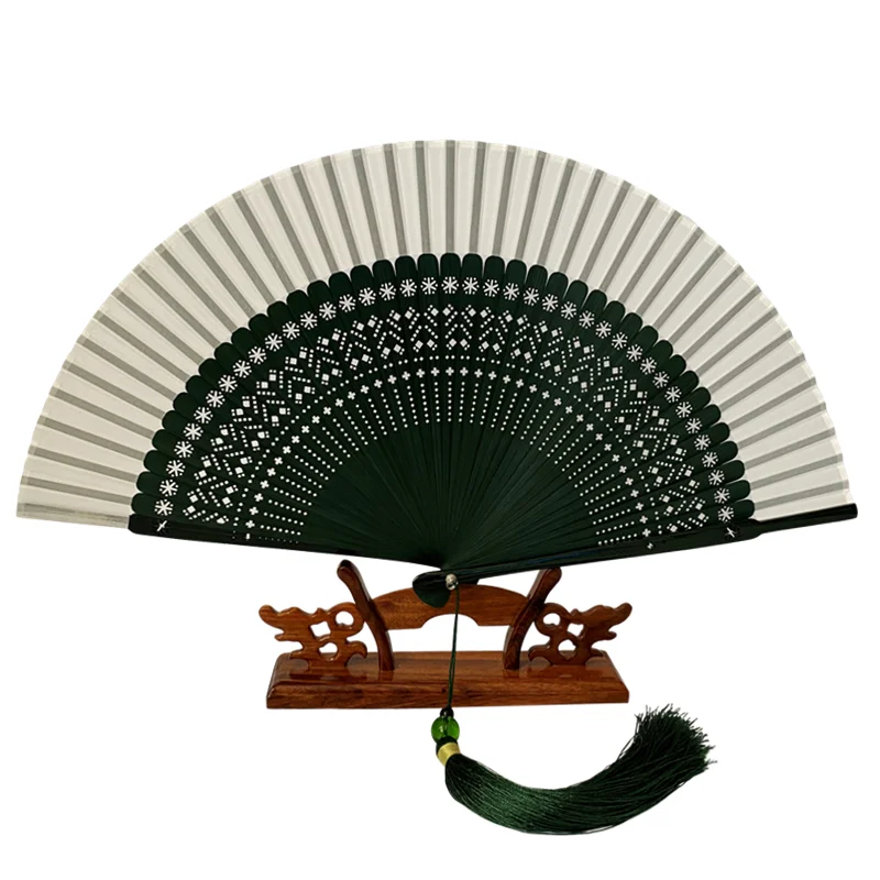 Vintage Silk Fan 21cm Portable Chinese Small Hanfu Silk Fan Chinese Women Engrave Bamboo Hand Folding Fan Abanicos Para Boda
Vintage Silk Fan 21cm Portable Chinese Small Hanfu Silk Fan Chinese Women Engrave Bamboo Hand Folding Fan Abanicos Para Boda