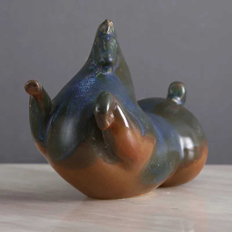 Chinese Style Abstraction Colored Glaze Ceramics Horse Statue Creative Model Home Living Room Artware Decoration X5089
Chinese Style Abstraction Colored Glaze Ceramics Horse Statue Creative Model Home Living Room Artware Decoration X5089