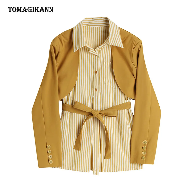 Striped Patchwork Fake Two Piece Blazer Women Notched Collar Long Sleeve Sashes Jacket 2021 Casual Autumn Female Clothing
Striped Patchwork Fake Two Piece Blazer Women Notched Collar Long Sleeve Sashes Jacket 2021 Casual Autumn Female Clothing