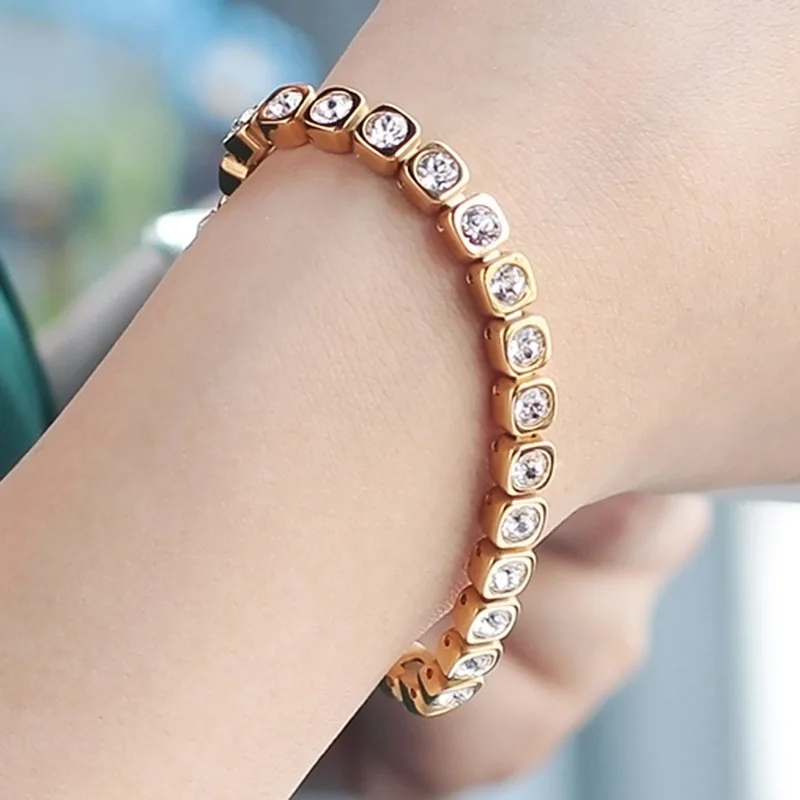 Fashion New Hand Jewelry Square Fresh Wild Titanium Steel Bracelet Crystal Light Luxury Wild Girl Birthday Gift Student Jewelry
Fashion New Hand Jewelry Square Fresh Wild Titanium Steel Bracelet Crystal Light Luxury Wild Girl Birthday Gift Student Jewelry