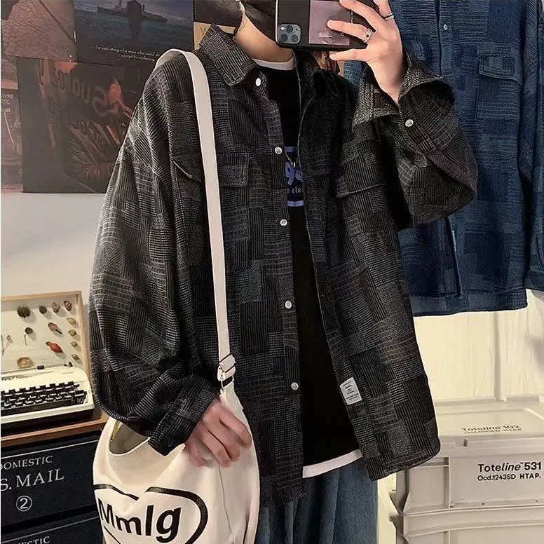 Denim coat, Hong Kong Style Plaid work shirt, men's fashion brand versatile Long Sleeve Shirt 
Denim coat, Hong Kong Style Plaid work shirt, men's fashion brand versatile Long Sleeve Shirt