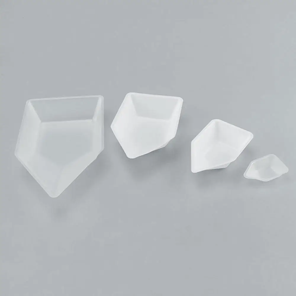 Laboratory Supplies Plastic Weighing Plate Multiple Specifications Experimental Weighing Equipment
Laboratory Supplies Plastic Weighing Plate Multiple Specifications Experimental Weighing Equipment