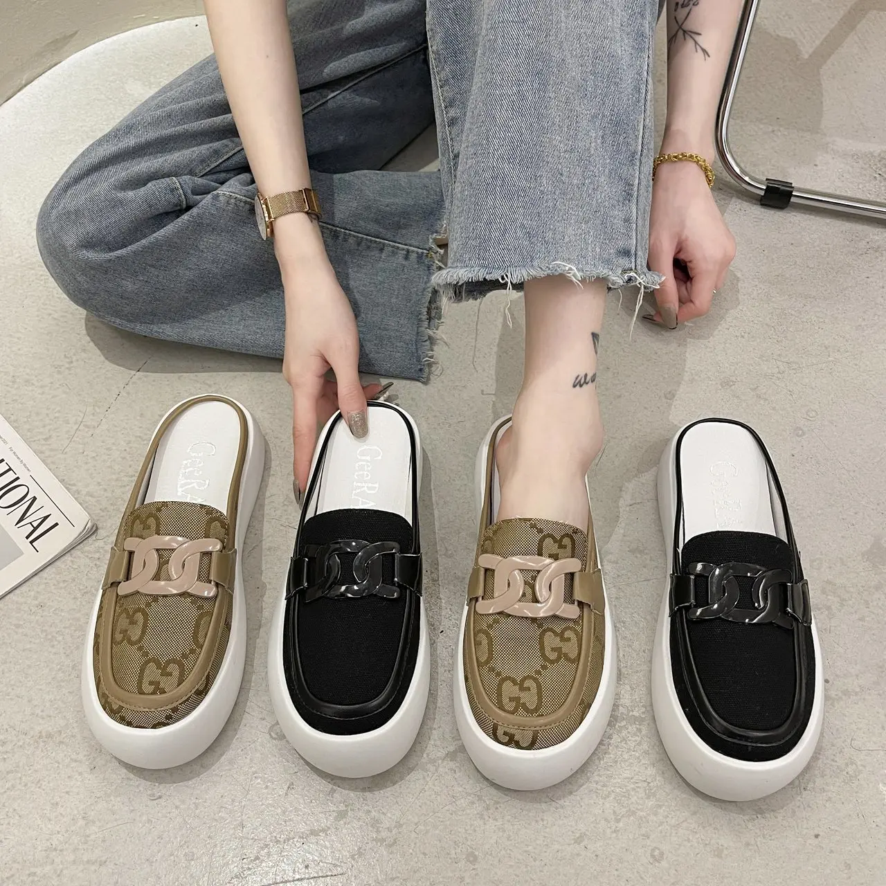 Baotou half slippers women's summer wear 2021 new lazy no heel canvas shoes thick bottom fashion half care single shoes
Baotou half slippers women's summer wear 2021 new lazy no heel canvas shoes thick bottom fashion half care single shoes