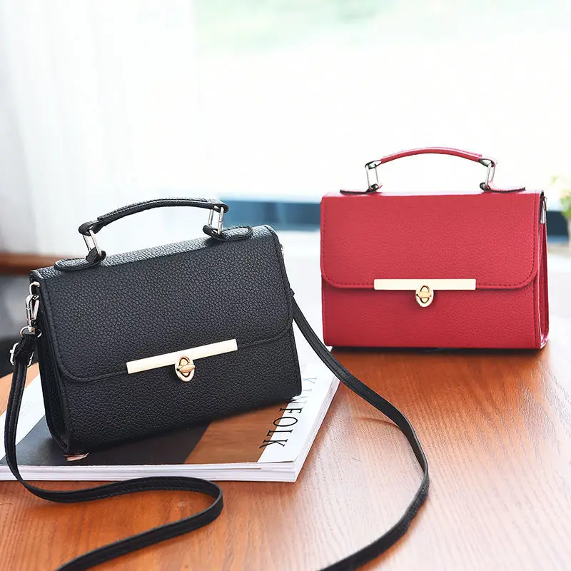 The new fashion small square bag diagonal bag shoulder bag female bag Korean version all-match fashionable handbag
The new fashion small square bag diagonal bag shoulder bag female bag Korean version all-match fashionable handbag