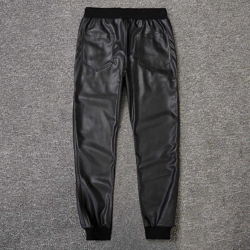 Windproof Casual Warm Leather Pants Men Top Quality Loose Fit Pencil Moto Pants Elastic Waist Black Street Hip Hop Trousers
Windproof Casual Warm Leather Pants Men Top Quality Loose Fit Pencil Moto Pants Elastic Waist Black Street Hip Hop Trousers