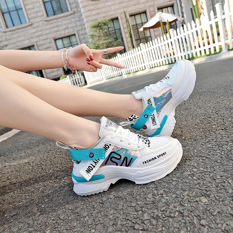 Fashion Women Shoes Casual Wild Sneakers Trainers Chaussure Female Thick Platform Shoes Comfortable for Spring Autumn
Fashion Women Shoes Casual Wild Sneakers Trainers Chaussure Female Thick Platform Shoes Comfortable for Spring Autumn
