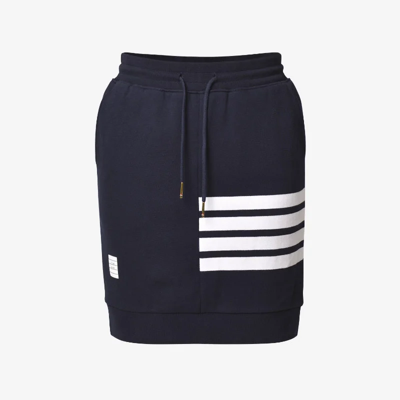 2021 TB THOM women's dyed high waist skirts cotton stripe sport skirt women lady's knee-length empire bud shirt gray blue pink
2021 TB THOM women's dyed high waist skirts cotton stripe sport skirt women lady's knee-length empire bud shirt gray blue pink