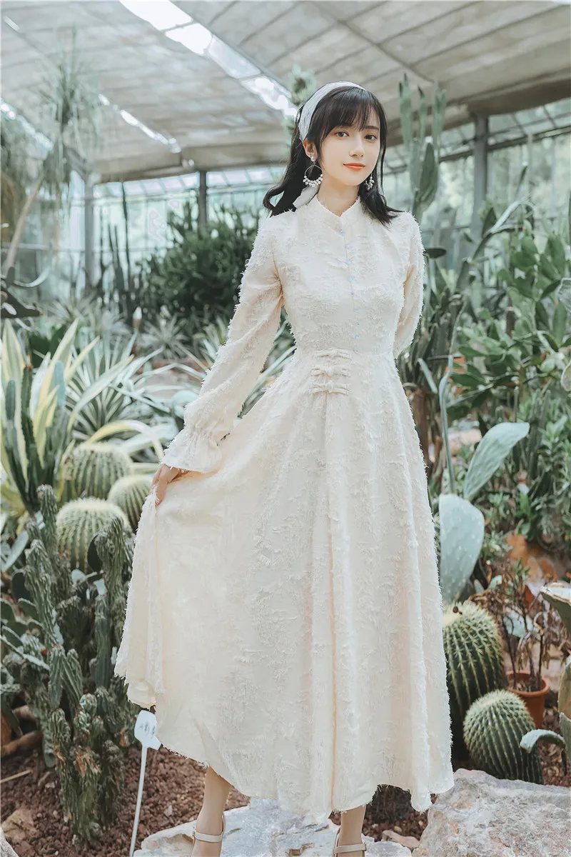 Restoring ancient ways the new film tassel elegant temperament button improved cheongsam long knee-length dress
Restoring ancient ways the new film tassel elegant temperament button improved cheongsam long knee-length dress