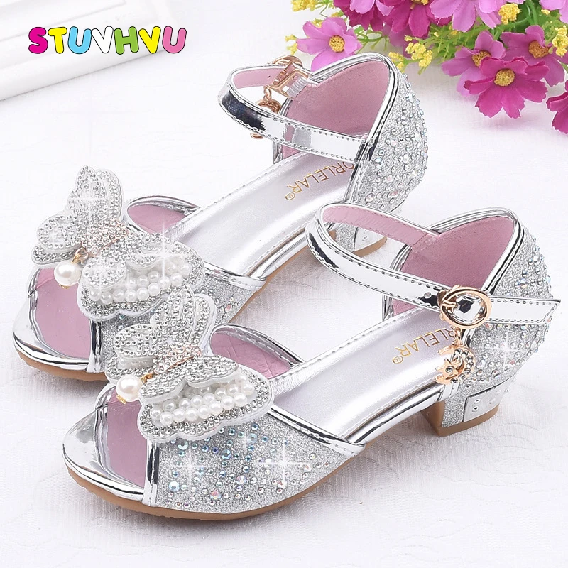 Summer Girls Sandals Princess Shoes 2021 New Children's High Heels Pearl Butterfly Leather Kids Shoes for Girl Sandals 3-12y
Summer Girls Sandals Princess Shoes 2021 New Children's High Heels Pearl Butterfly Leather Kids Shoes for Girl Sandals 3-12y