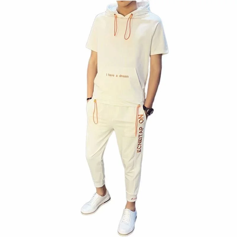 Summer New Sports And Leisure Suit Men's Korean Fashion Student Embroidery Short Sleeve Two-piece Set, A Set Of Handsome Summer
Summer New Sports And Leisure Suit Men's Korean Fashion Student Embroidery Short Sleeve Two-piece Set, A Set Of Handsome Summer