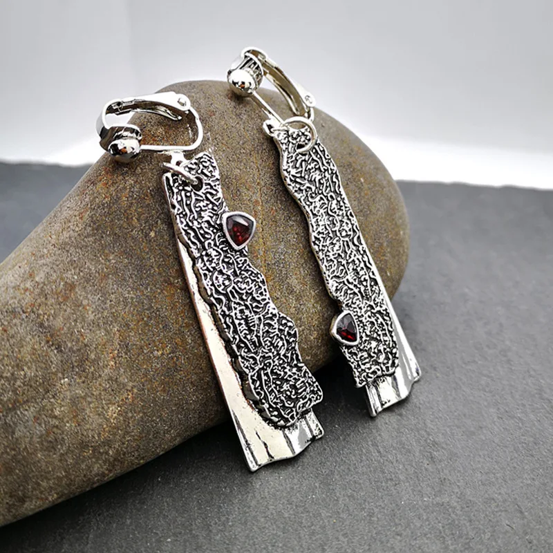 Vintage Silver Color Sickle Earrings Red Oil Long Drop Pendant Dangle Earrings Brincos For Women Boho Ethnic Jewelry O4D381
Vintage Silver Color Sickle Earrings Red Oil Long Drop Pendant Dangle Earrings Brincos For Women Boho Ethnic Jewelry O4D381