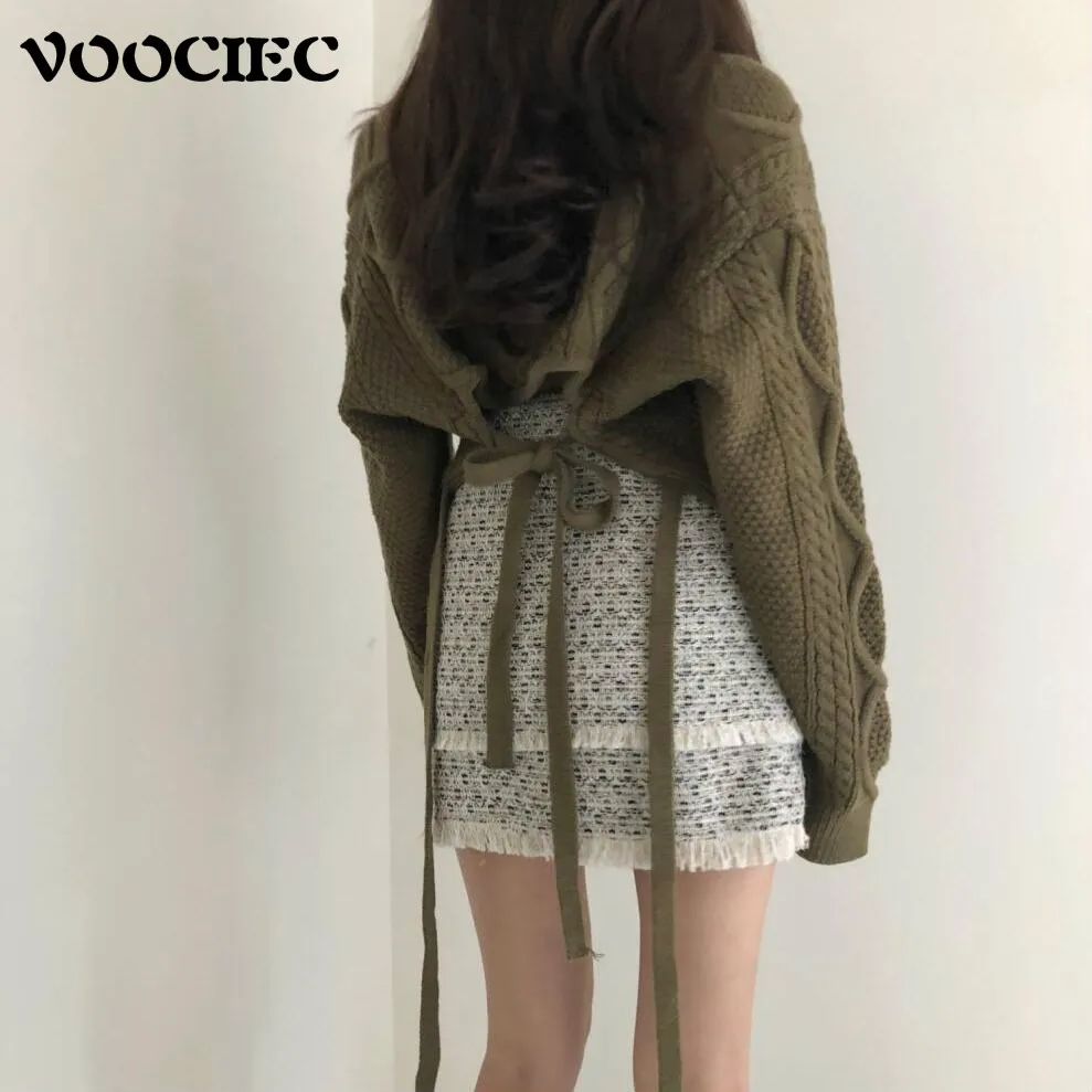 VOOCIEC Spring/Autumn Sexy Woman In Lace-Up Halter Sweater Puff Sleeve Fashion Goddess Sweater Long Sleeve Sweater Womens
VOOCIEC Spring/Autumn Sexy Woman In Lace-Up Halter Sweater Puff Sleeve Fashion Goddess Sweater Long Sleeve Sweater Womens