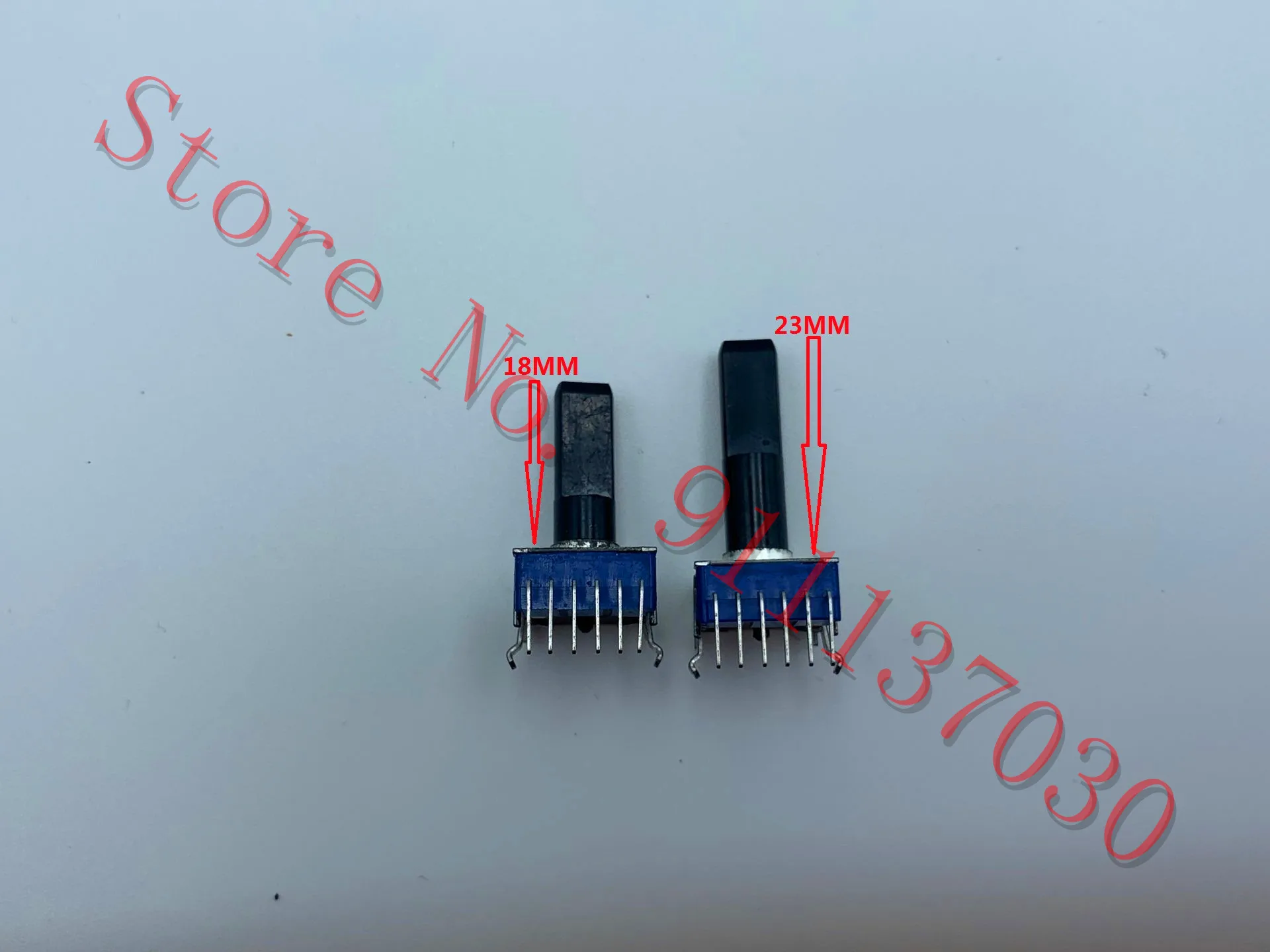 1pcs for ALPS keyboard amplifiers mixer volume potentiometer 6 feet B10K A10K B50K C500K
1pcs for ALPS keyboard amplifiers mixer volume potentiometer 6 feet B10K A10K B50K C500K