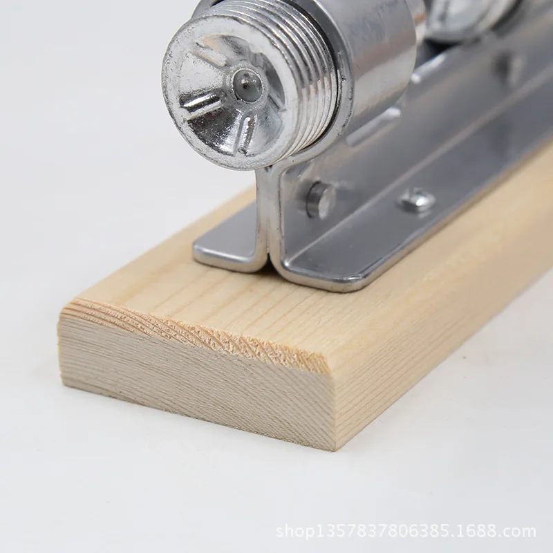 High quality mechanical Metal nut cracker machine nutcracker Walnut fast Opener nut sheller tool Kitchen Accessories
High quality mechanical Metal nut cracker machine nutcracker Walnut fast Opener nut sheller tool Kitchen Accessories