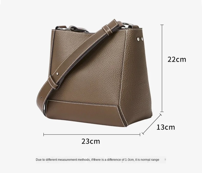2020 New Leather Women's Bag Retro Shoulder Bag Fashion Trend Large Capacity Commuter Bag Autumn / Winter
2020 New Leather Women's Bag Retro Shoulder Bag Fashion Trend Large Capacity Commuter Bag Autumn / Winter