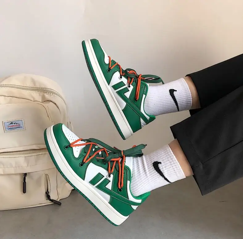 autumn retro plat shoes for women designer sneakers women air walking tenis mujer force basket sapatos chaussure
autumn retro plat shoes for women designer sneakers women air walking tenis mujer force basket sapatos chaussure