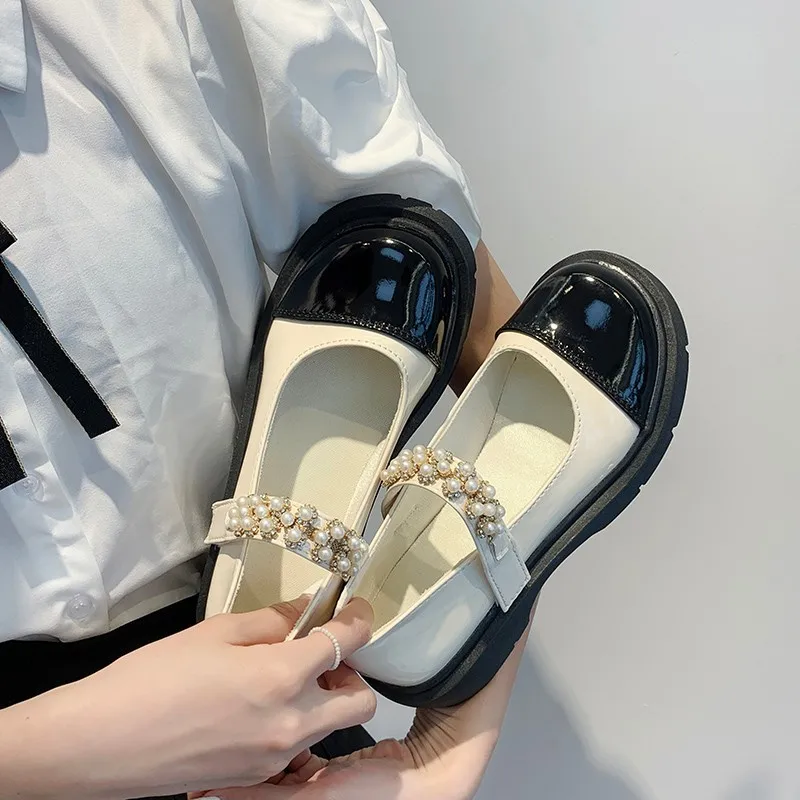 Туфли женские с жемчугом, мягкие маленькие кожаные Туфли Мэри Джейн, с закрытым носком, японская модель, весна-лето 
Туфли женские с жемчугом, мягкие маленькие кожаные Туфли Мэри Джейн, с закрытым носком, японская модель, весна-лето