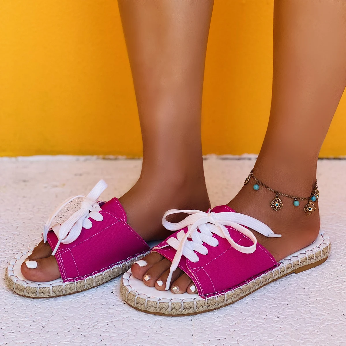 2021 New Fashion Women Canvas Sandals Breathable Summer Slippers Lace Up Open Toe Ladies Comfort Flat Shoes Zapatos Mujer
2021 New Fashion Women Canvas Sandals Breathable Summer Slippers Lace Up Open Toe Ladies Comfort Flat Shoes Zapatos Mujer