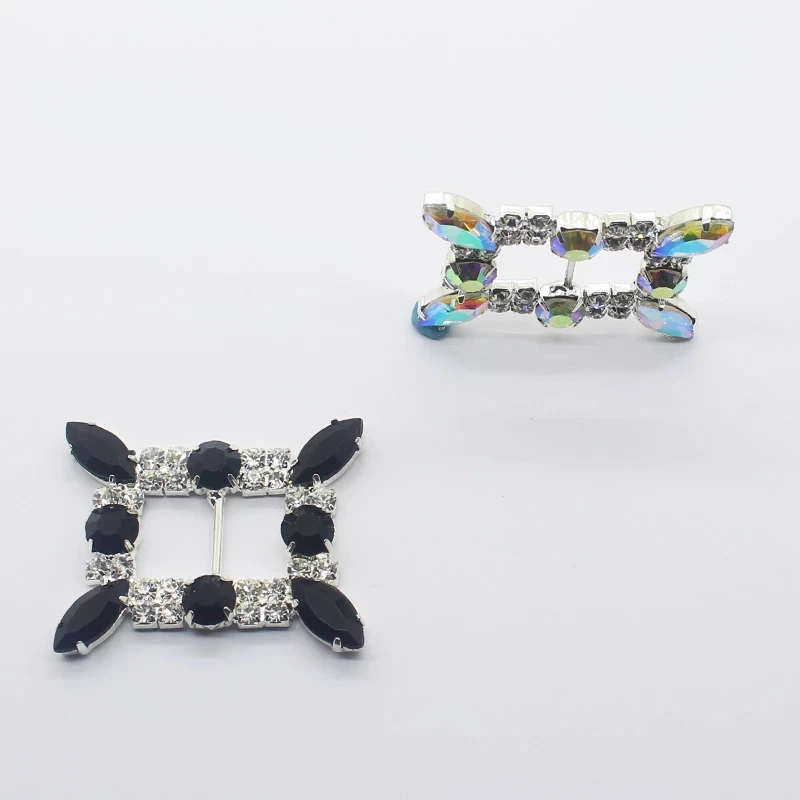 5pcs/Lot 45*38MM Clothing belt Buckles Metal RhinestoneHorse eye bucklefor Women Shoes Diy Manualidades Accessories Decorative
5pcs/Lot 45*38MM Clothing belt Buckles Metal RhinestoneHorse eye bucklefor Women Shoes Diy Manualidades Accessories Decorative