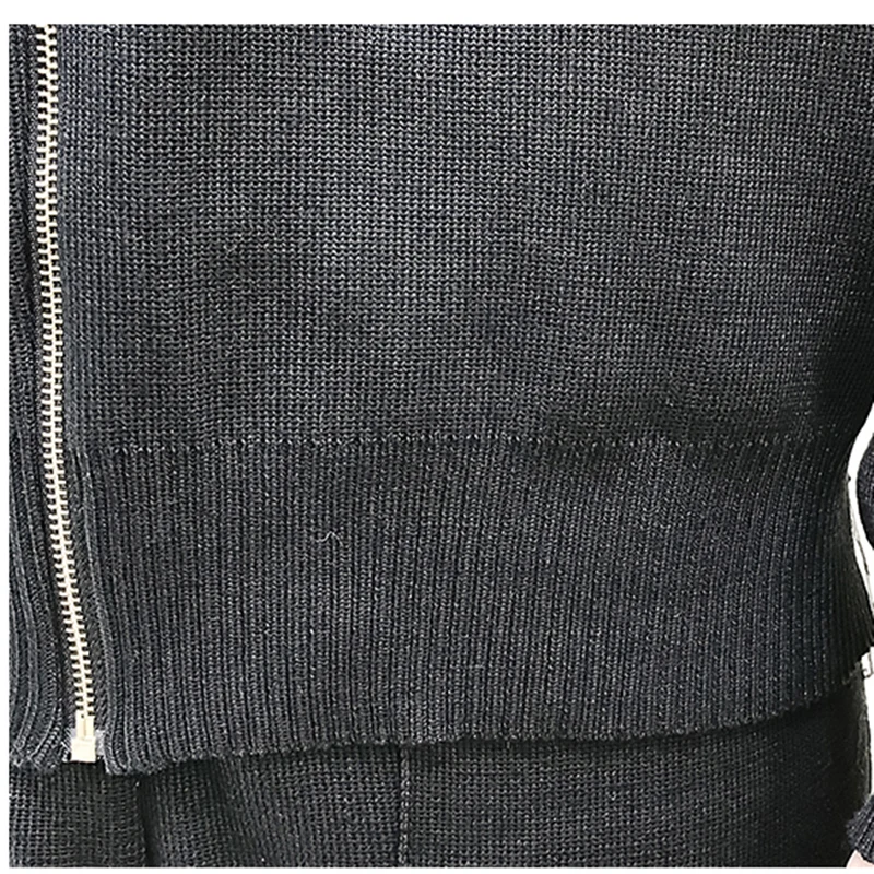 Women New Autumn O-Neck Winter knitted Striped Casual Sweatshirts Pants Female Fashion Two Pieces Sportwear Sporting Suit ZX280
Women New Autumn O-Neck Winter knitted Striped Casual Sweatshirts Pants Female Fashion Two Pieces Sportwear Sporting Suit ZX280