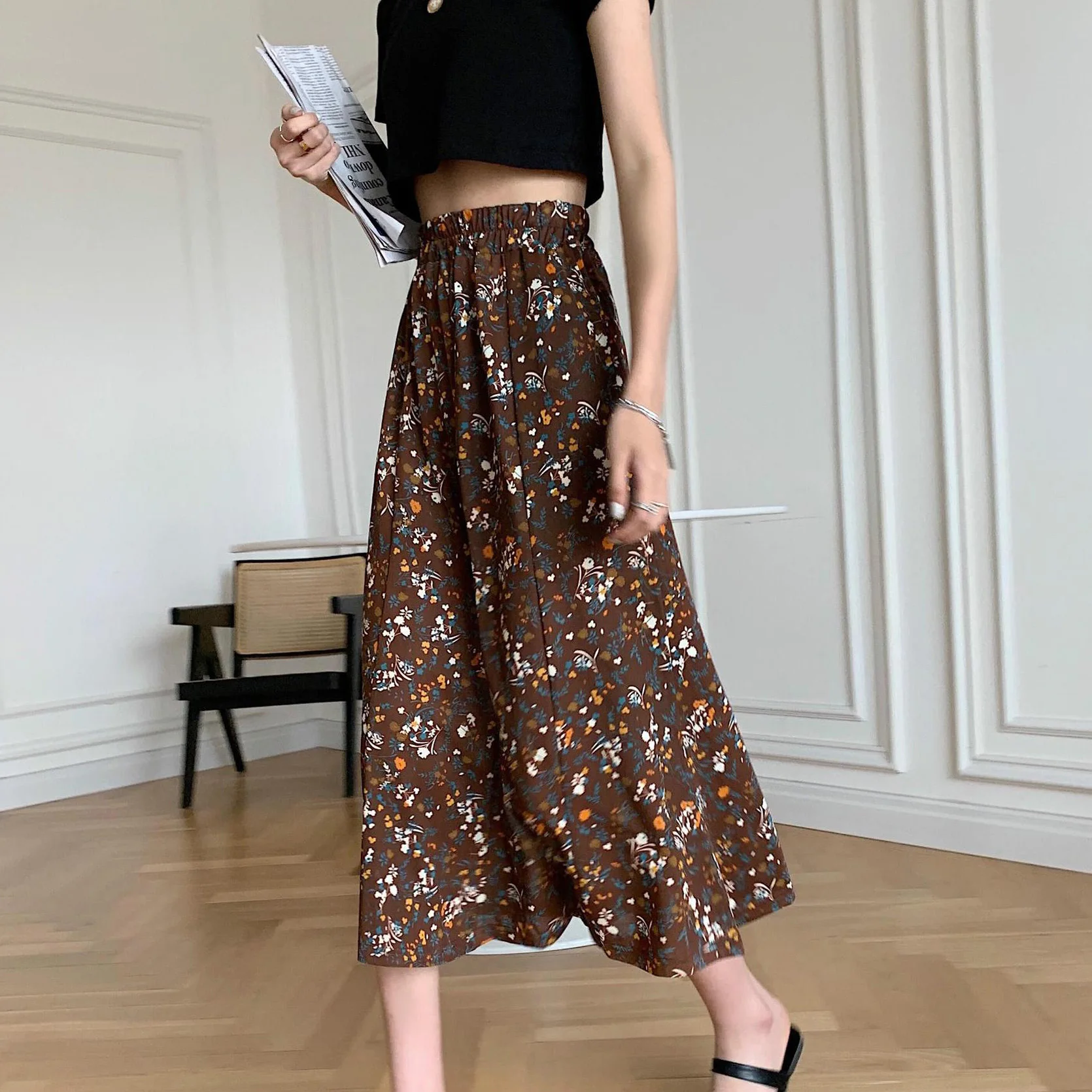 Floral Print Oversize Women Midi Skirts Elastic High Waist Mid-Calf Skirt Korean Fashion Summer 2021 Elegant Female Bottom Boho
Floral Print Oversize Women Midi Skirts Elastic High Waist Mid-Calf Skirt Korean Fashion Summer 2021 Elegant Female Bottom Boho