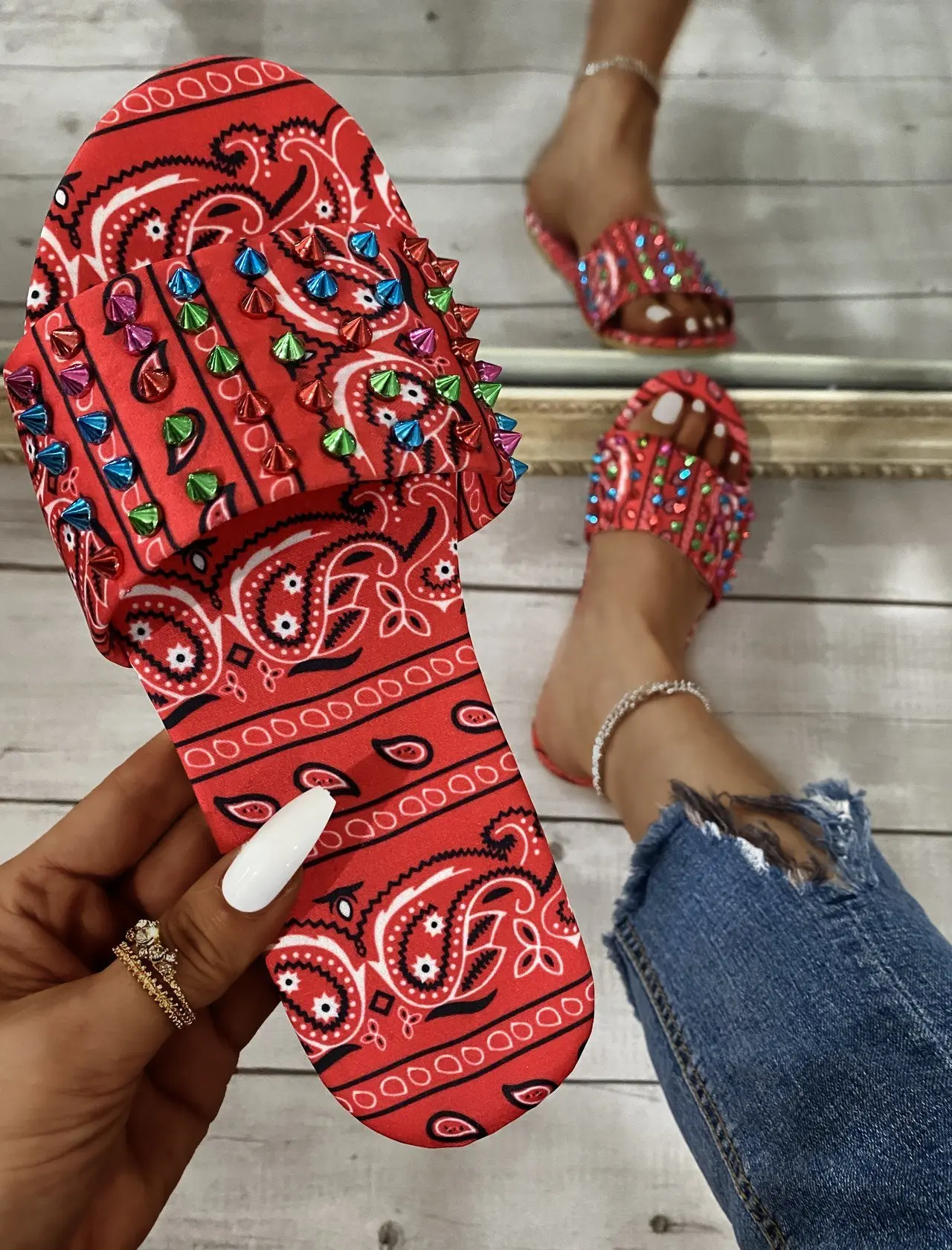 Summer 2021 women's shoes large print open toe flat bottomed beach sandals women's shoes
Summer 2021 women's shoes large print open toe flat bottomed beach sandals women's shoes