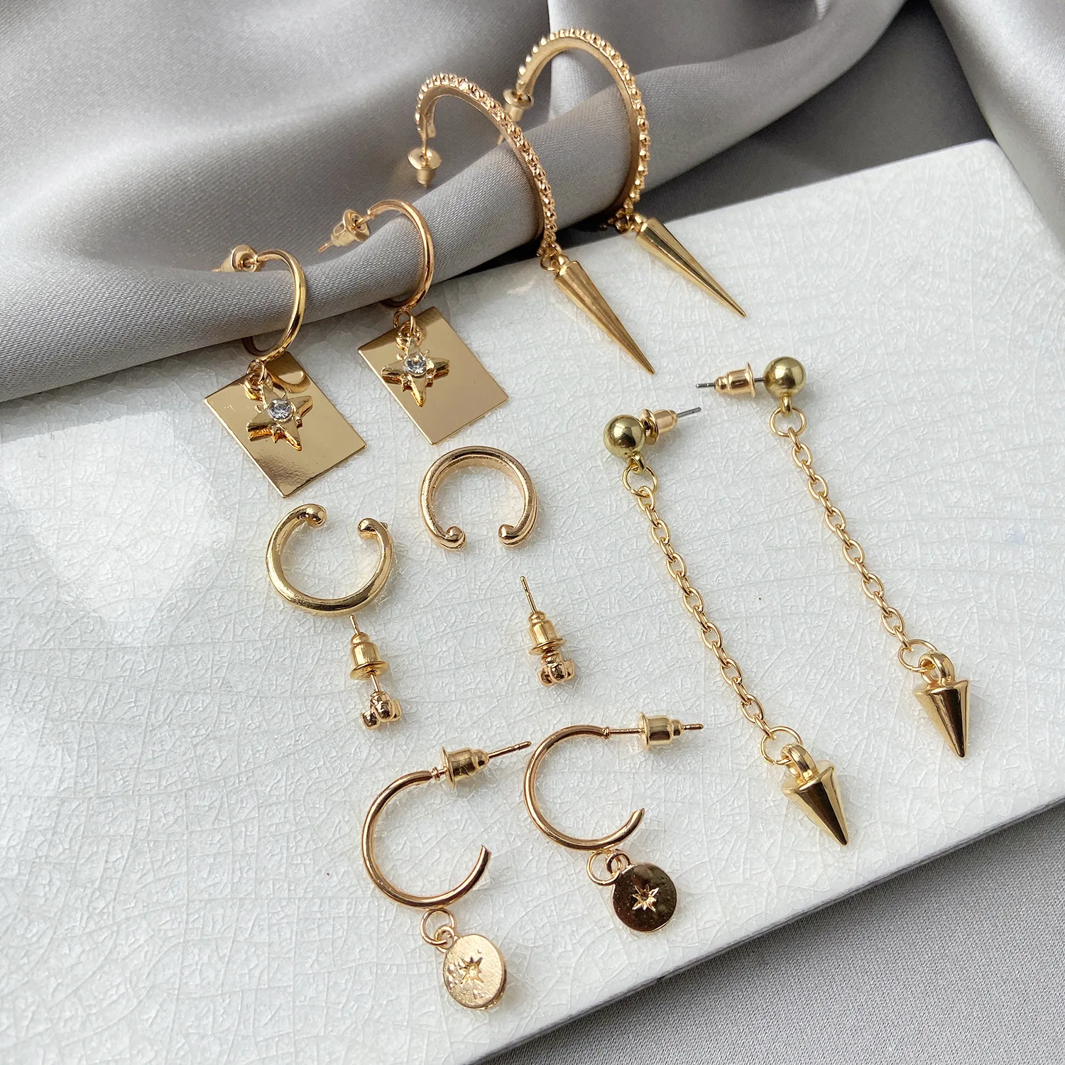 Multi Sets Cute Planet Tiny Stud Earrings for Women Rhinestone Colorful Geometric Earrings Eight-pointed Star Earrings Unisex
Multi Sets Cute Planet Tiny Stud Earrings for Women Rhinestone Colorful Geometric Earrings Eight-pointed Star Earrings Unisex