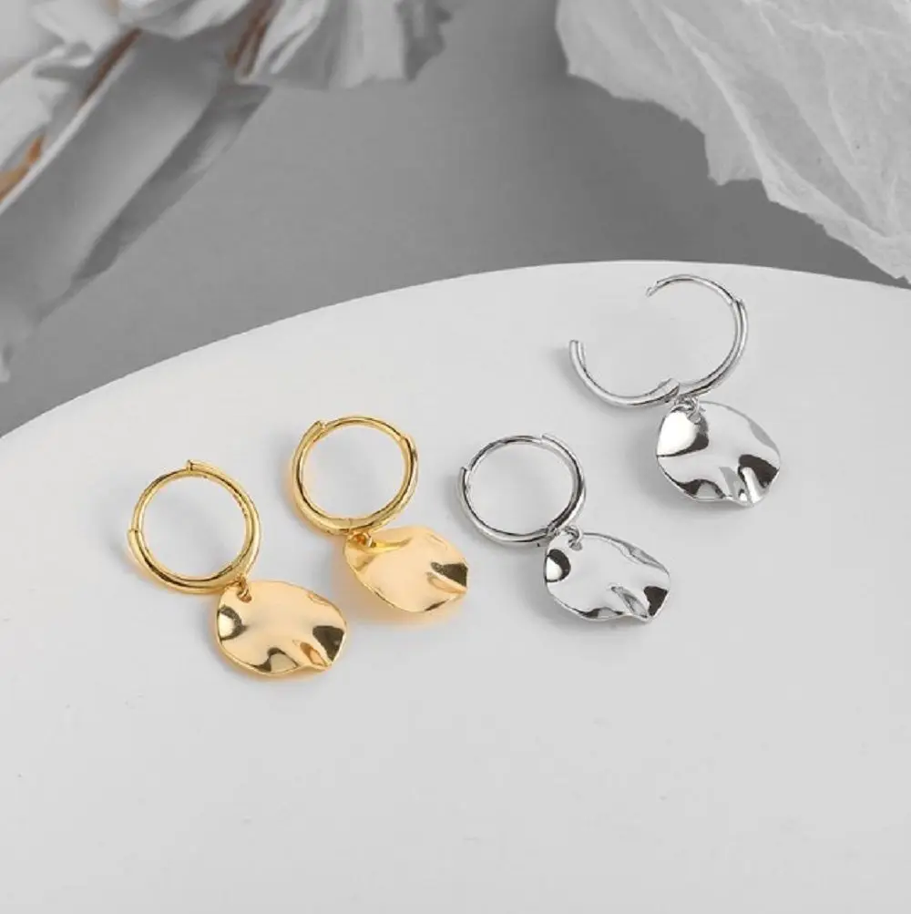 1pair Drop Ear Creative Accessories Simplicity Distorted Surface Geometric Earring For Women Irregularly Earring
1pair Drop Ear Creative Accessories Simplicity Distorted Surface Geometric Earring For Women Irregularly Earring