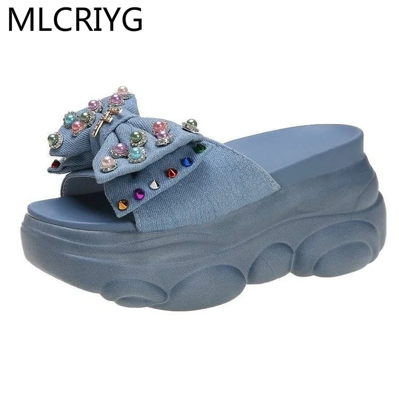 2021 New Summer Outdoor Women's Shoes Slippers Chunky Platform Sandals Bowknot Rhinestone Open Toe Women's Sandals Bear Sole
2021 New Summer Outdoor Women's Shoes Slippers Chunky Platform Sandals Bowknot Rhinestone Open Toe Women's Sandals Bear Sole