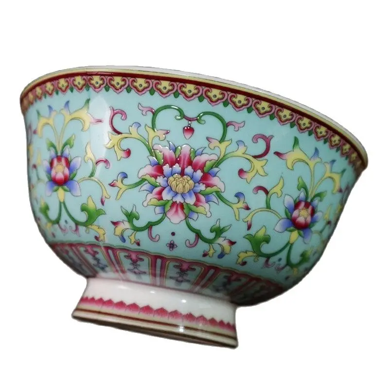 Chinese Old Porcelain A Small Bowl With Twisted Branches And Lotus Pattern
Chinese Old Porcelain A Small Bowl With Twisted Branches And Lotus Pattern