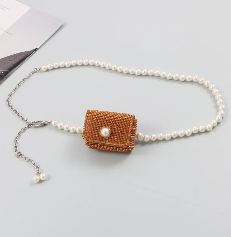 2021 New European and American sparkle diamond pearl Mini waist bag versatile fashion messenger bag
2021 New European and American sparkle diamond pearl Mini waist bag versatile fashion messenger bag
