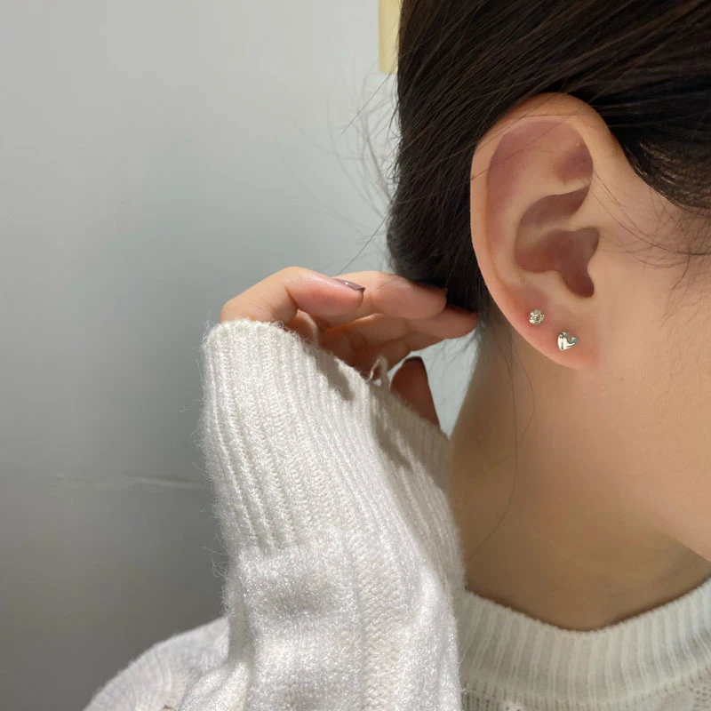 S925 needle Modern Jewelry 4 Pairs Per Set Earrings Crystal Simulated Pearl Heart Round Ball Stud Earrings For Girl Lady Gifts
S925 needle Modern Jewelry 4 Pairs Per Set Earrings Crystal Simulated Pearl Heart Round Ball Stud Earrings For Girl Lady Gifts